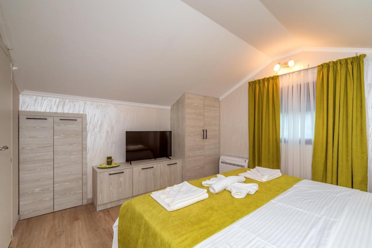 Luxury Apartments Queen Petrovac Екстер'єр фото