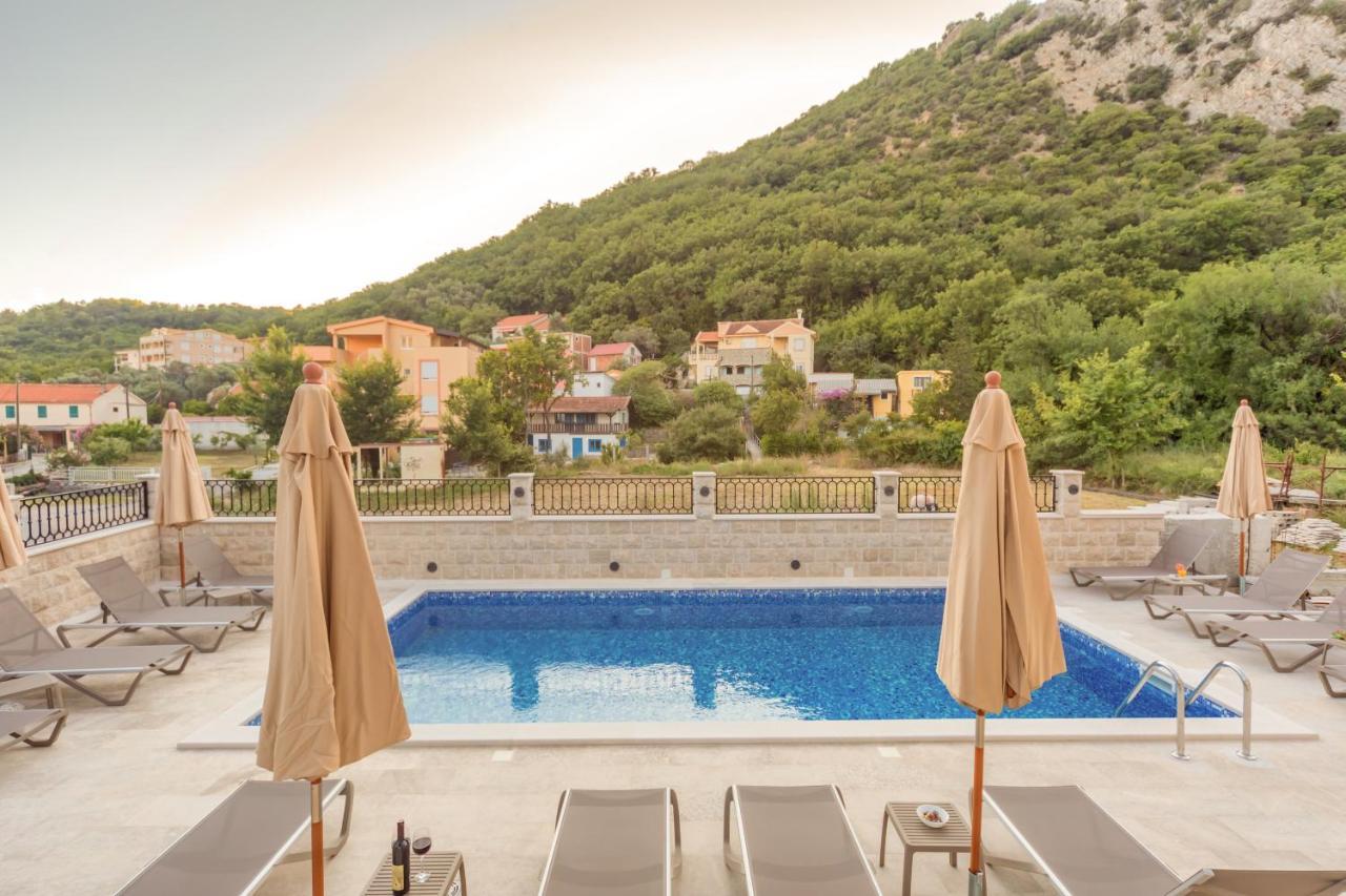 Luxury Apartments Queen Petrovac Екстер'єр фото