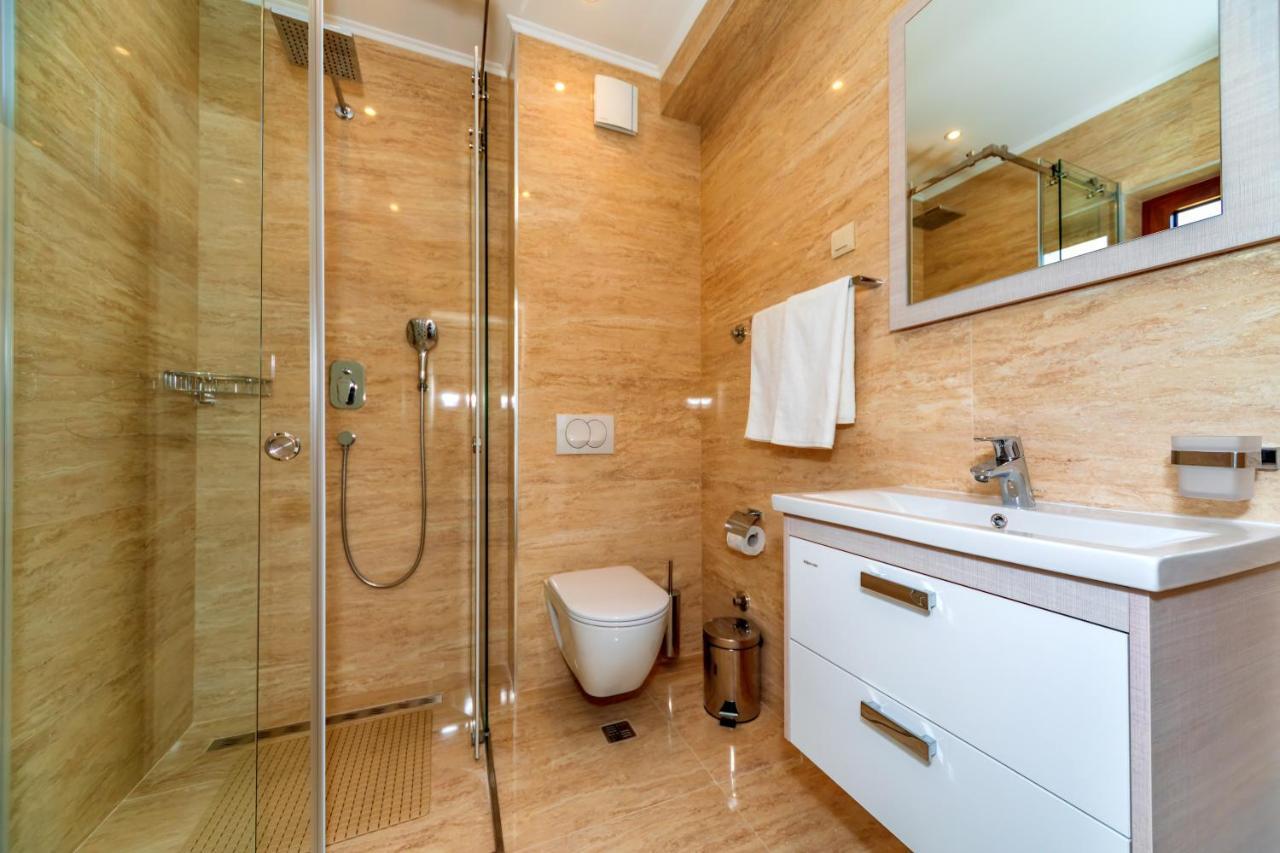 Luxury Apartments Queen Petrovac Екстер'єр фото