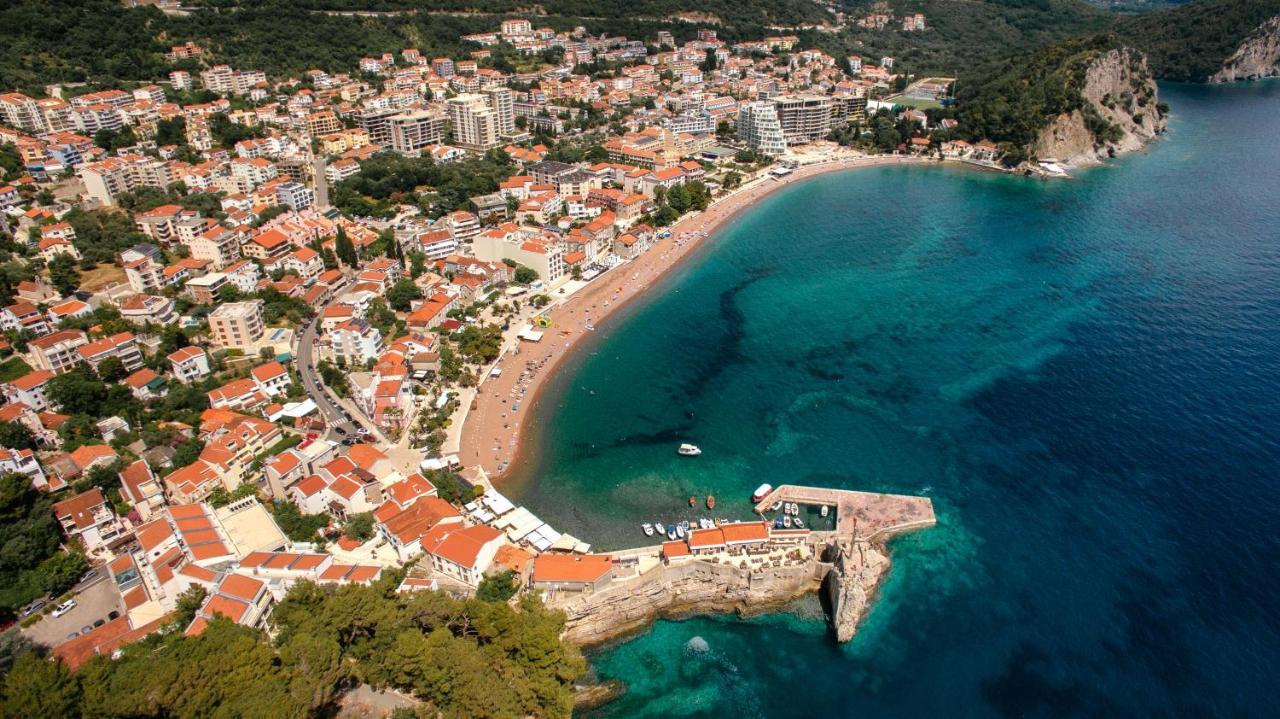 Luxury Apartments Queen Petrovac Екстер'єр фото