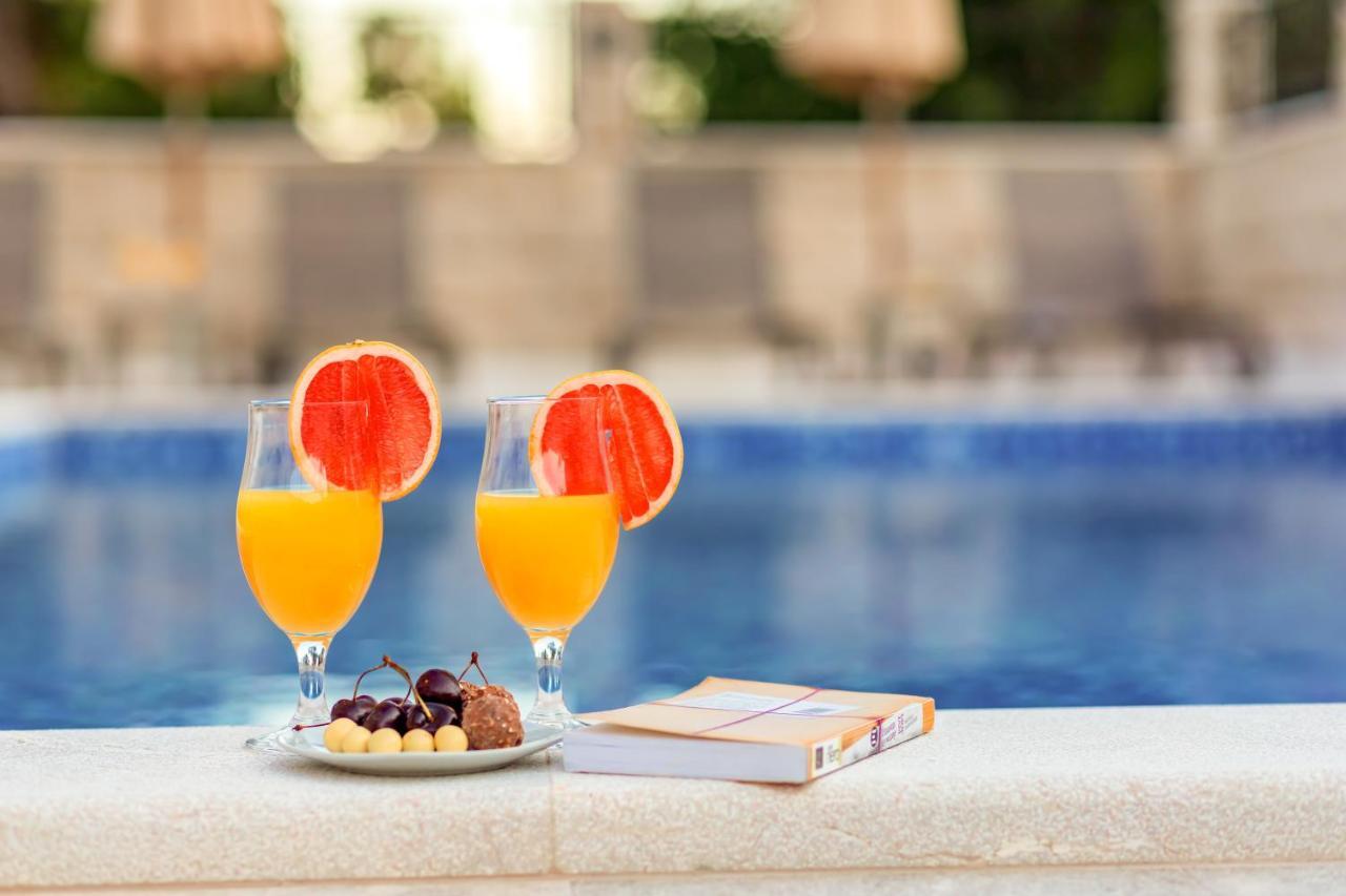 Luxury Apartments Queen Petrovac Екстер'єр фото