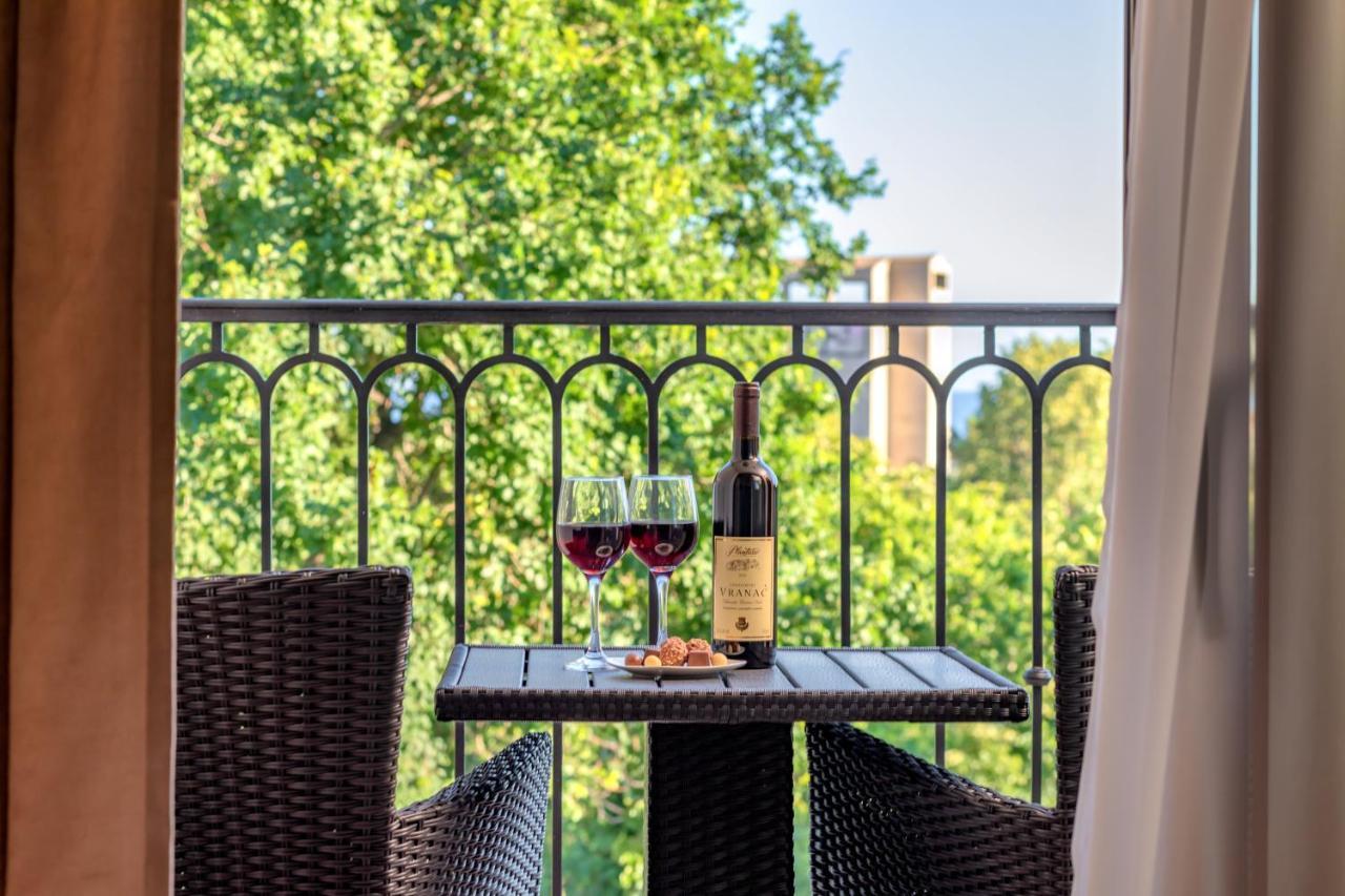 Luxury Apartments Queen Petrovac Екстер'єр фото